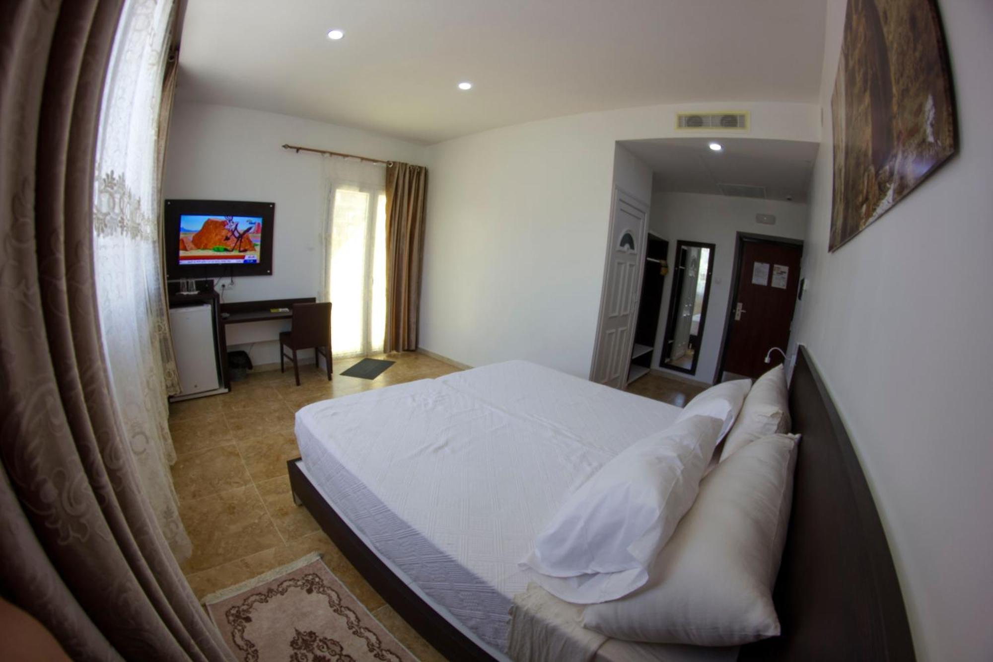 Trajan Hotel Timgad 外观 照片