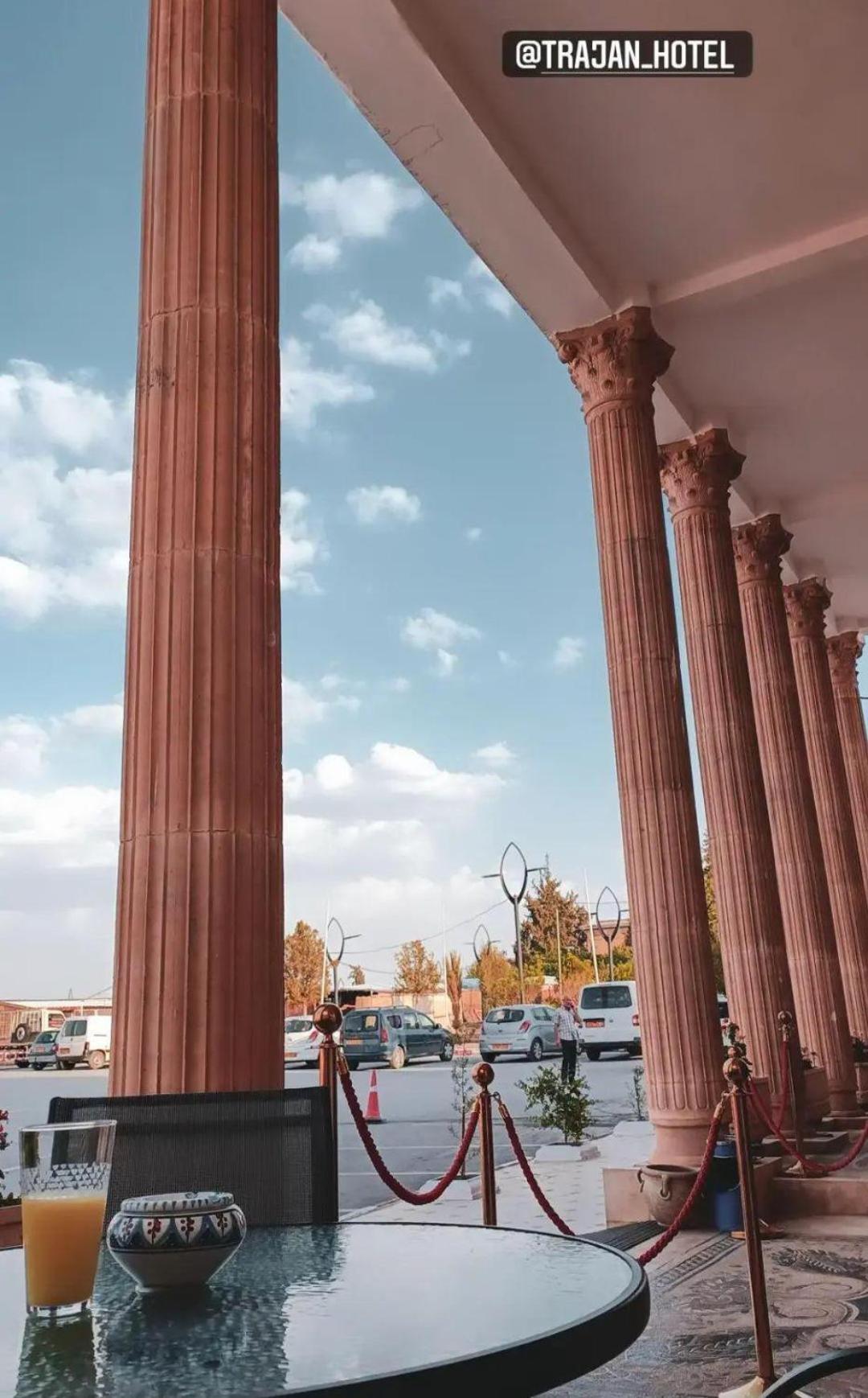 Trajan Hotel Timgad 外观 照片
